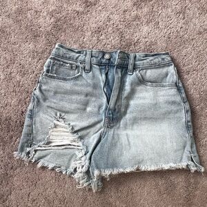Hollister ripped mom jean shorts